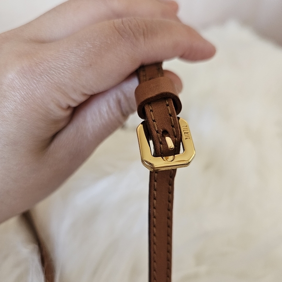 Alviero martini sling - Picture 10 of 12